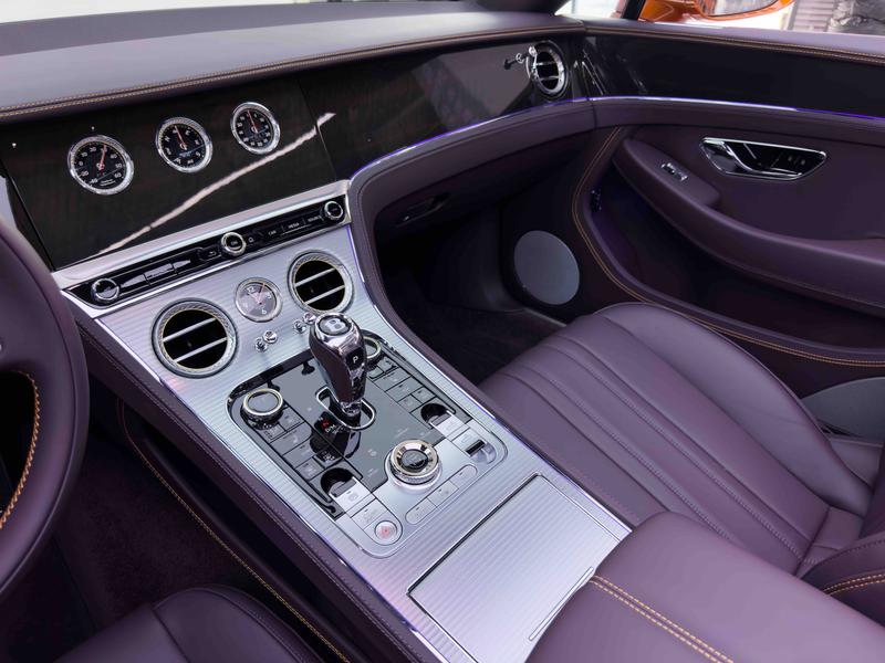 Bentley Continental GT, 2023 — фото 10 из 12