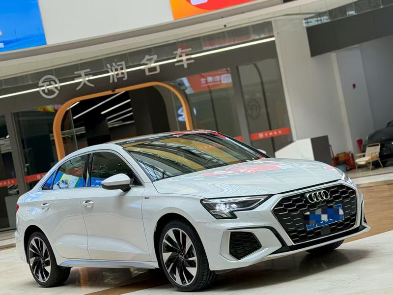 Audi A3, 2023 — фото 3 из 9