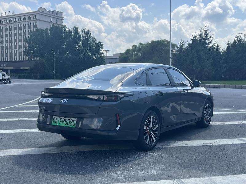 Changan Qiyuan (Nevo) A05, 2024 — фото 5 из 11