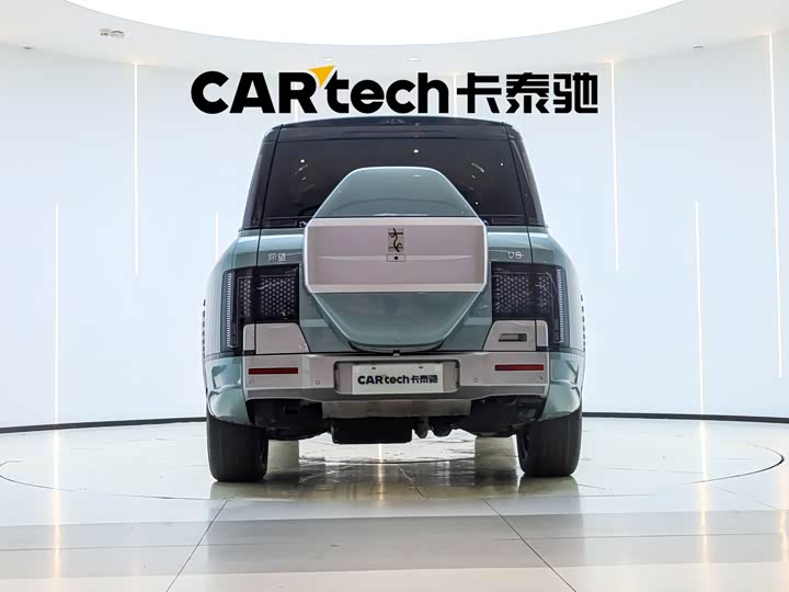 BYD Yangwang U8, 2023 — фото 3 из 9