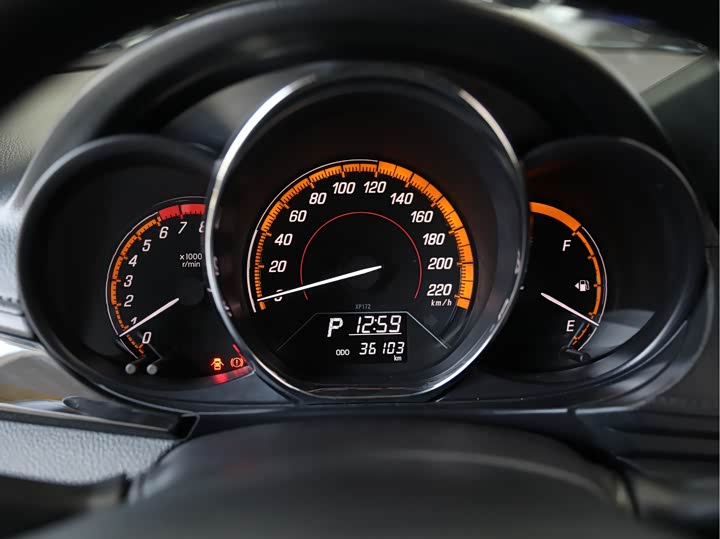 Toyota Yaris L Hatchback, 2022 — фото 8 из 9