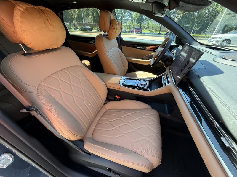 Geely Galaxy A7, 2025 — фото 11 из 12