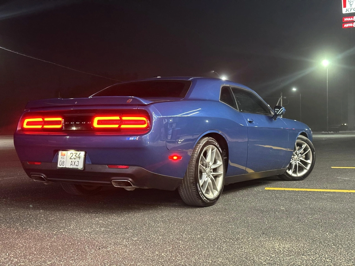 Dodge Challenger, 2021 — фото 3 из 12