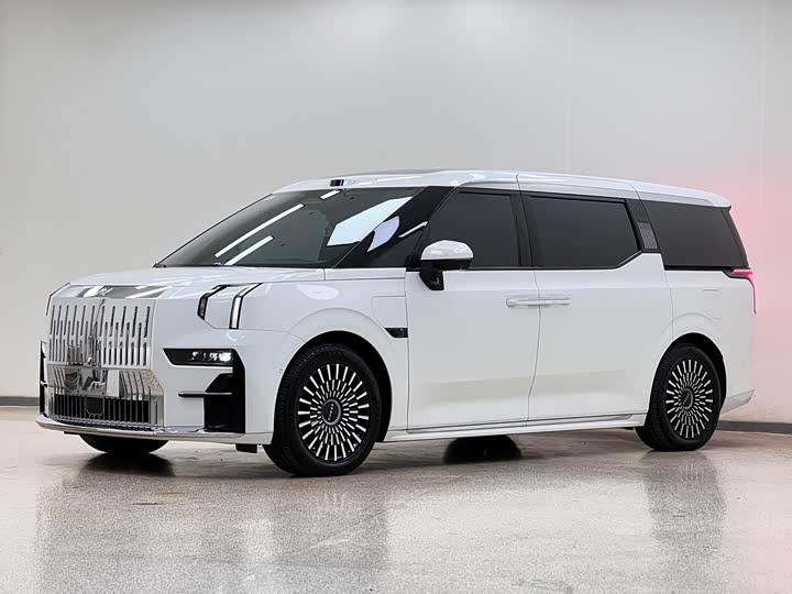 Zeekr 009, 2024 — купить в Липецке под ключ