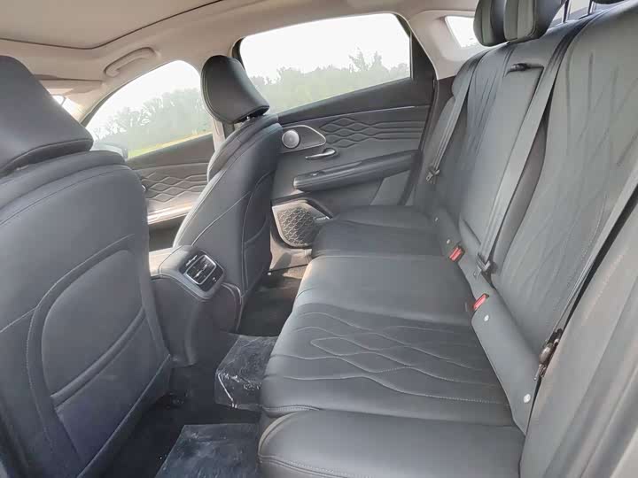 Chery Arrizo 8 Pro, 2025 — фото 7 из 9