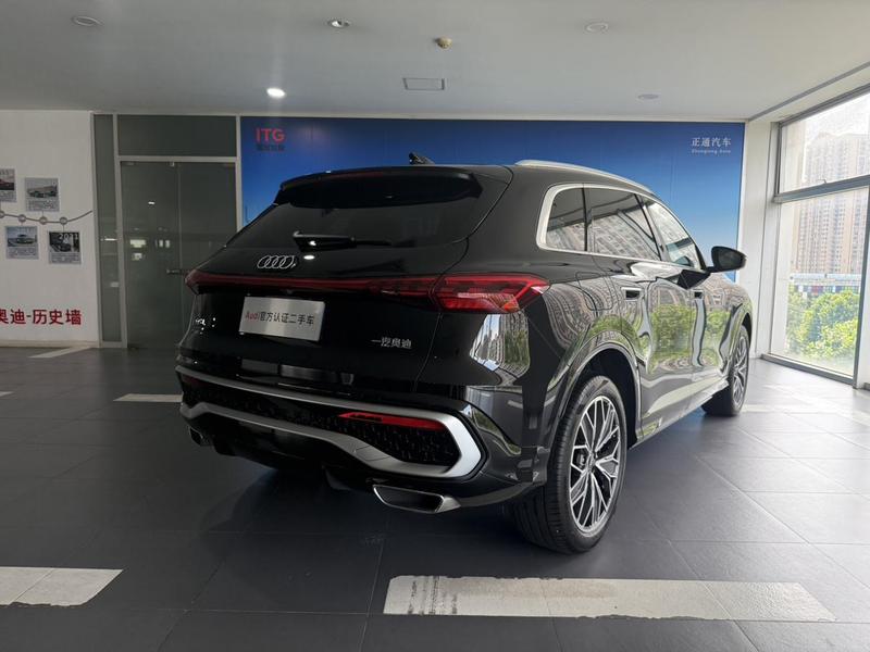 Audi Q5L, 2025 — фото 5 из 12