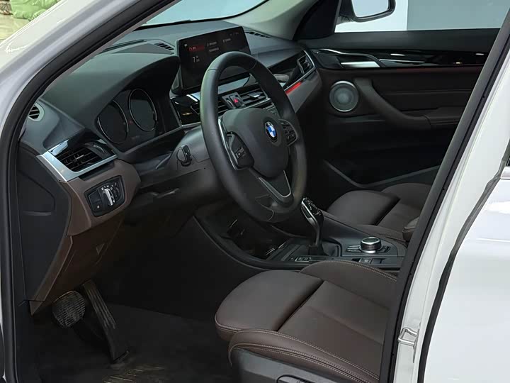 BMW X1, 2023 — фото 7 из 9