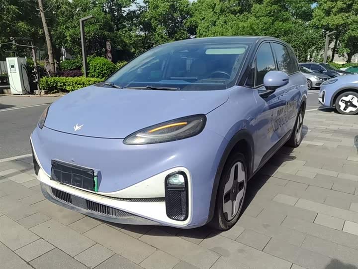 BAIC Arcfox Kaola, 2023 — фото 2 из 9