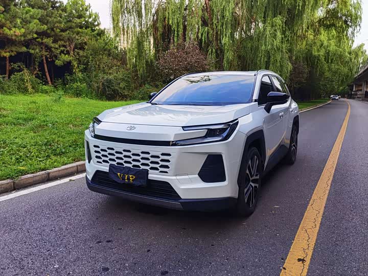 Toyota Wildlander, 2025 — купить в Иванове под ключ