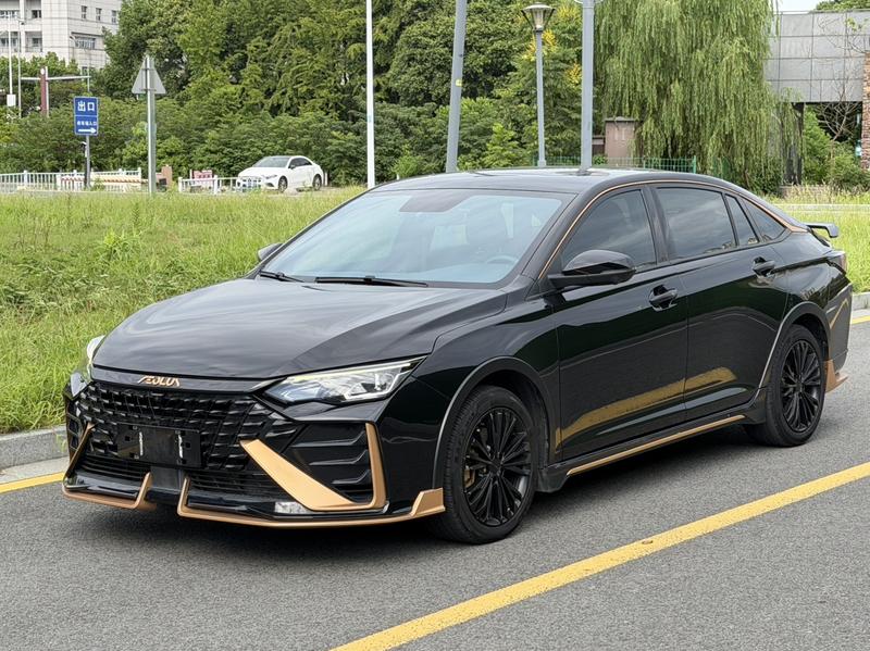 Dongfeng Aeolus Yixuan Max, 2022 — купить в Москве под ключ