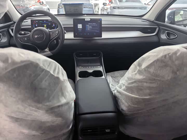 BYD Seal 05 DM-i Hybrid, 2026 — фото 9 из 9