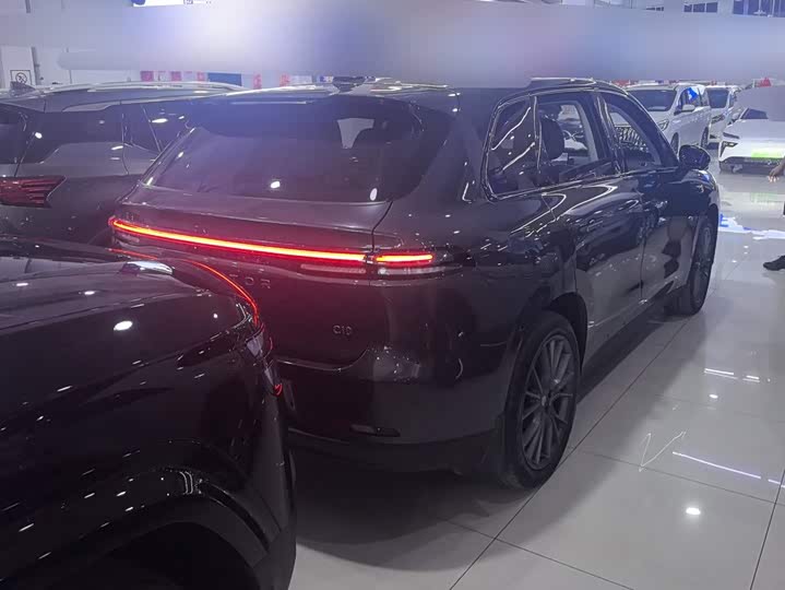 Leapmotor C10, 2025 — фото 3 из 9