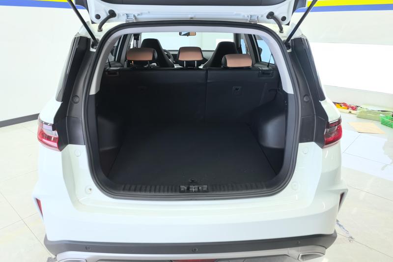 Geely Okavango Pro, 2024 — фото 11 из 12