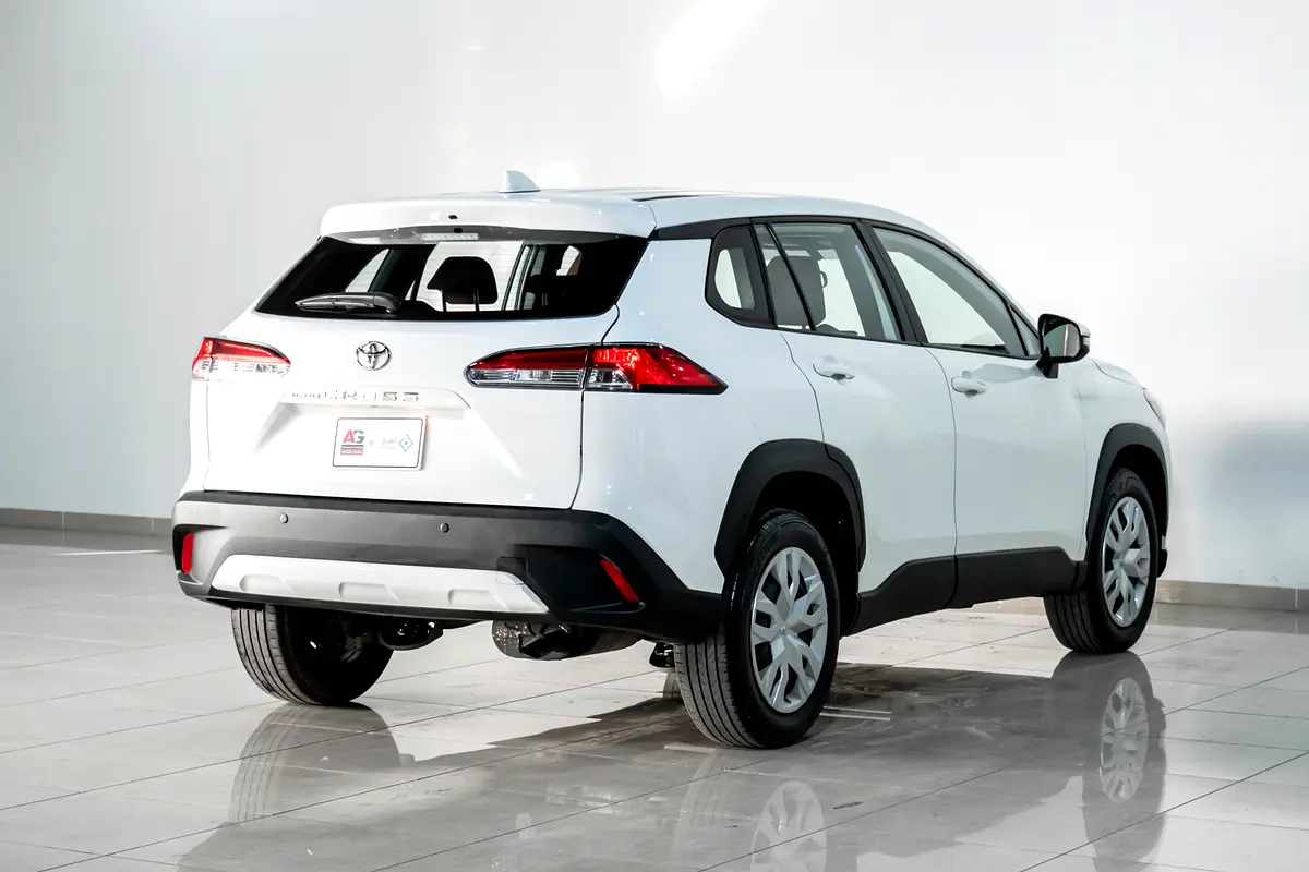 Toyota Corolla Cross, 2024 — фото 4 из 10