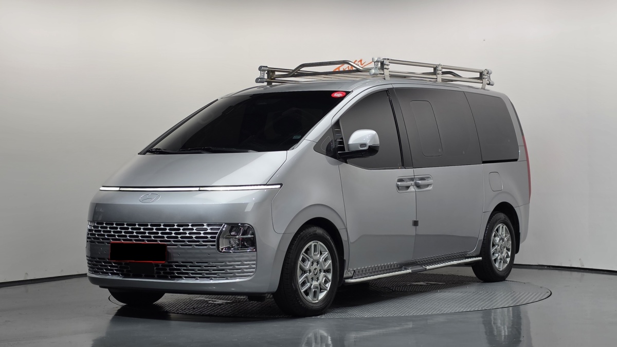 Hyundai Staria, 2024 — купить в Саратове под ключ
