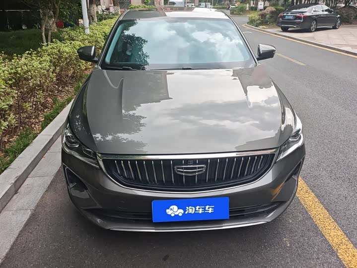 Geely Emgrand, 2023 — фото 2 из 9
