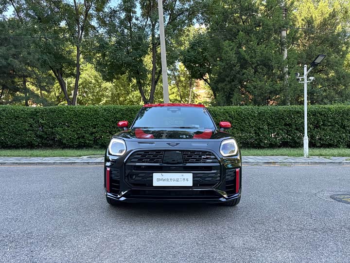 Mini Countryman JCW, 2024 — фото 2 из 9