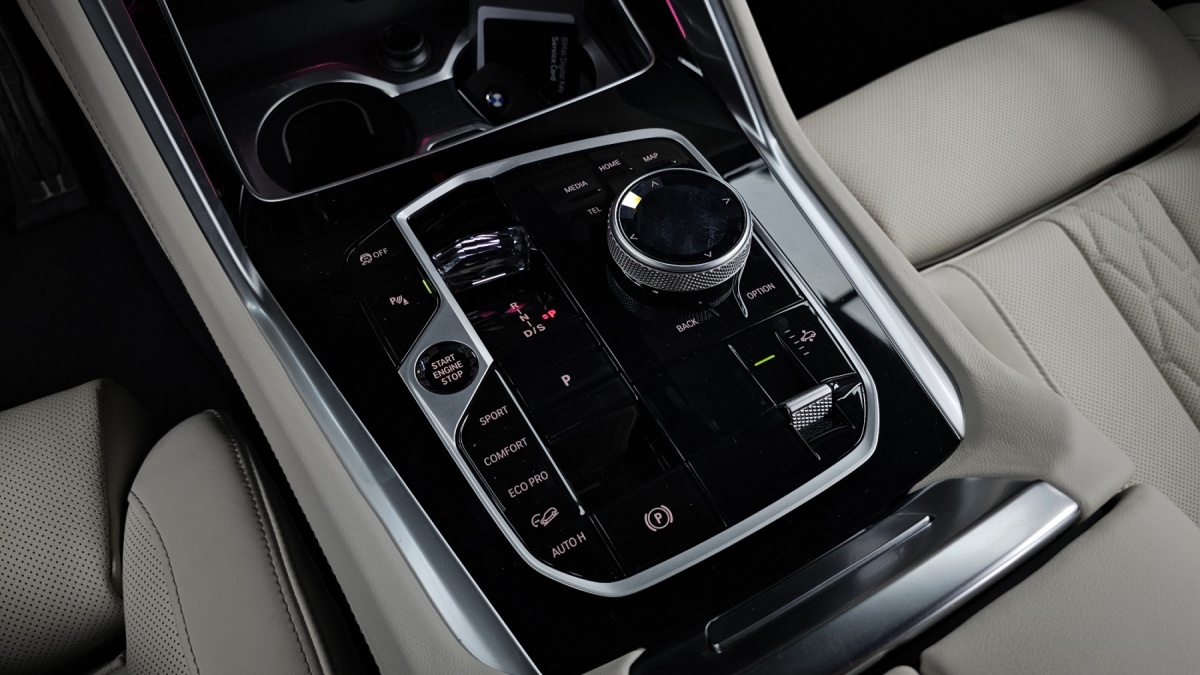 BMW X6, 2025 — фото 9 из 12