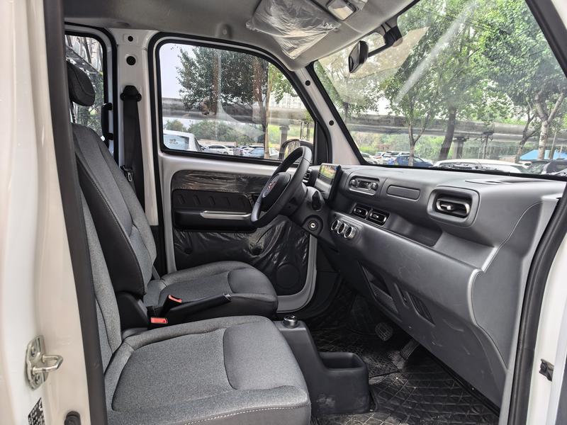 Wuling Sunshine EV, 2025 — фото 7 из 12