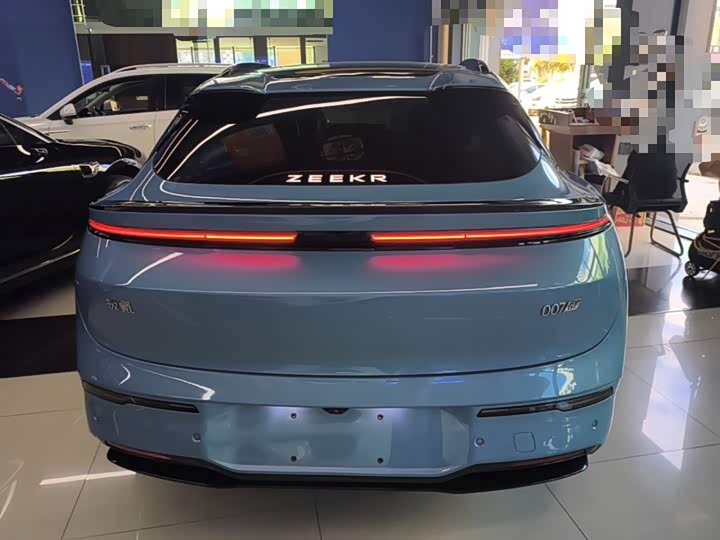 Zeekr 007 GT, 2025 — фото 6 из 9