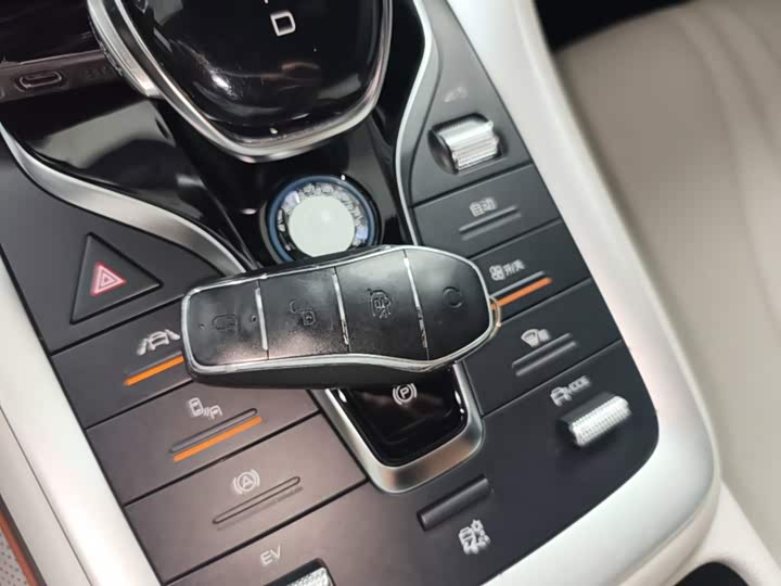 BYD Song Pro Hybrid, 2021 — фото 9 из 9