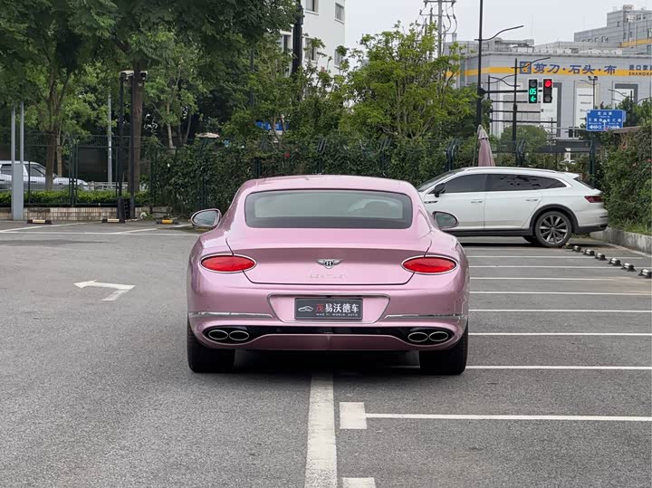 Bentley Continental GT, 2022 — фото 4 из 9