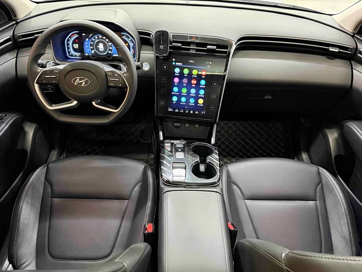 Hyundai Tucson L, 2023 — фото 8 из 9