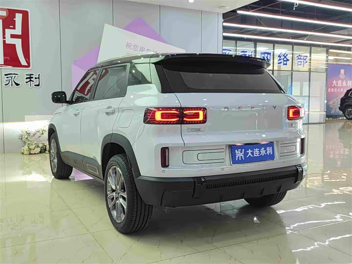 Geely Icon, 2025 — фото 6 из 9