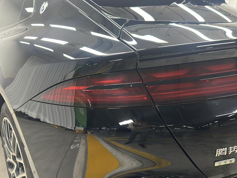 Denza Z9GT, 2026 — фото 10 из 12