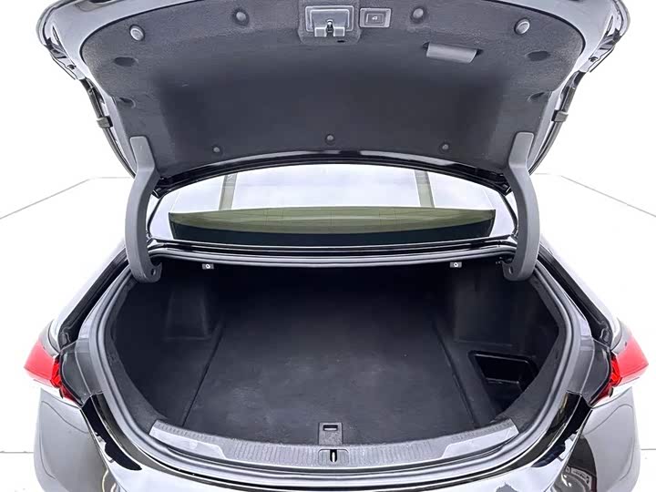 Buick LaCrosse, 2022 — фото 9 из 9