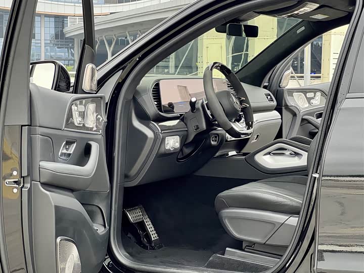 Mercedes-Benz GLS-Class AMG, 2025 — фото 4 из 9