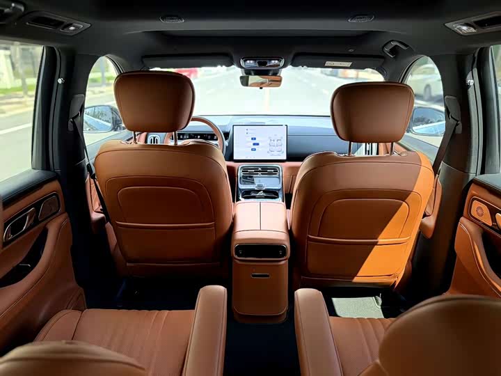 Geely Galaxy M9, 2026 — фото 6 из 9