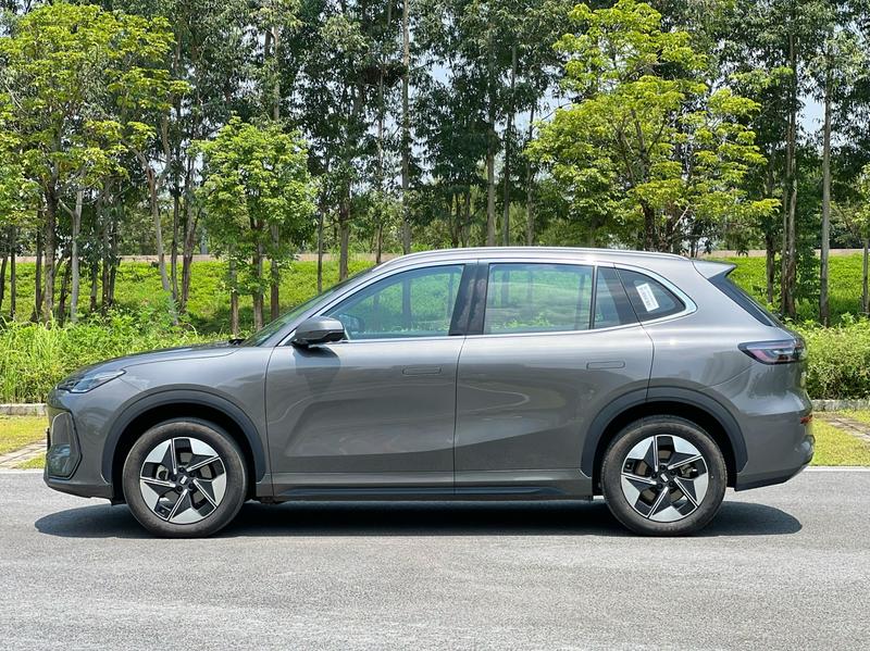 Geely Galaxy E5, 2025 — фото 4 из 12
