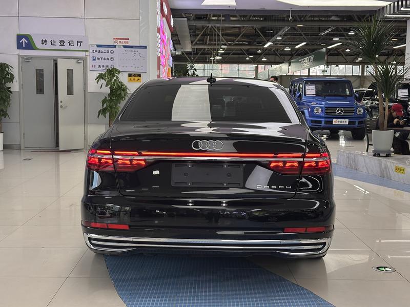 Audi A8, 2023 — фото 5 из 12