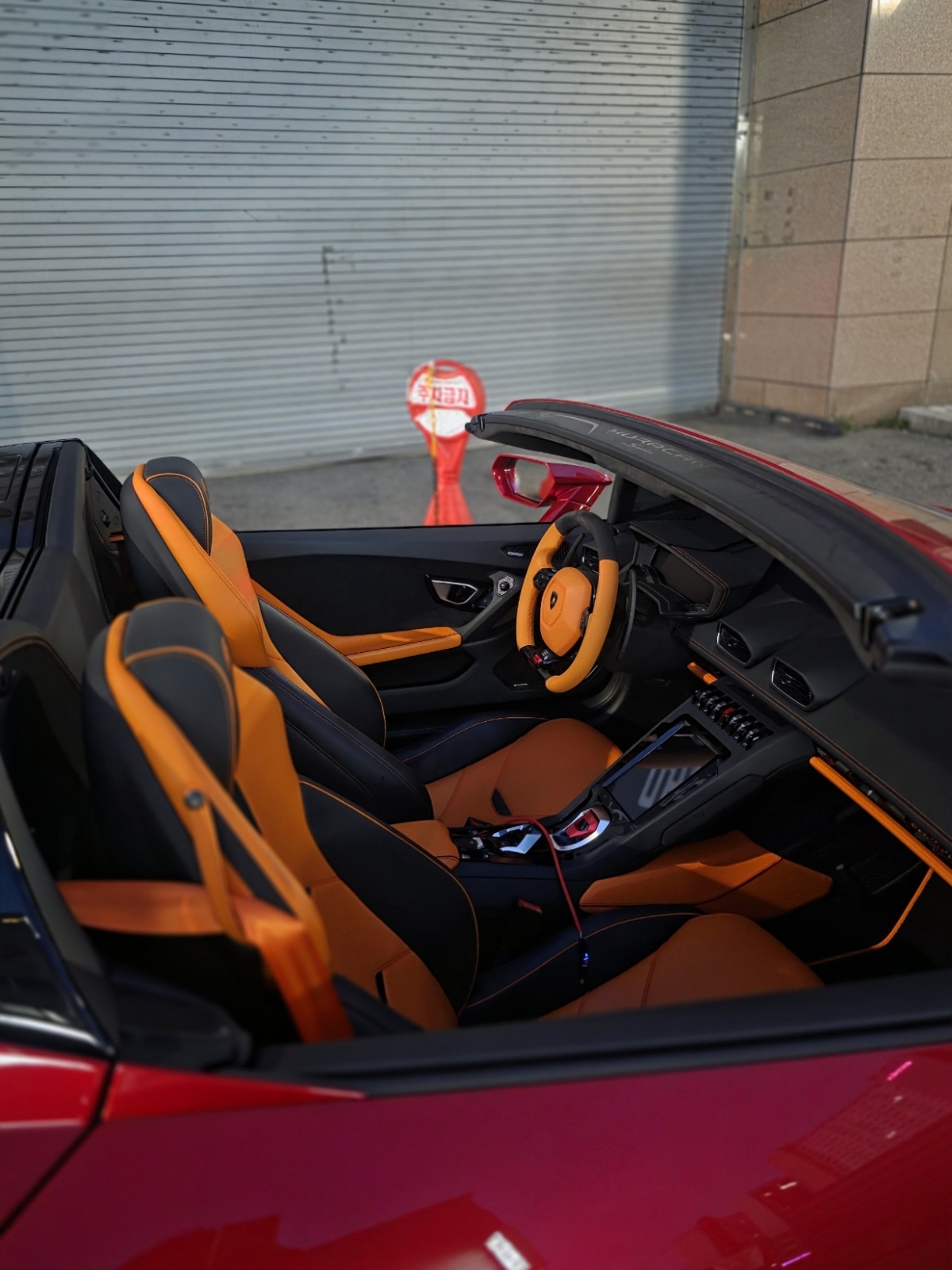 Lamborghini Huracan, 2023 — фото 9 из 12