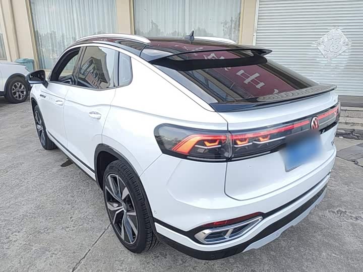 Volkswagen Tayron X, 2023 — фото 5 из 9