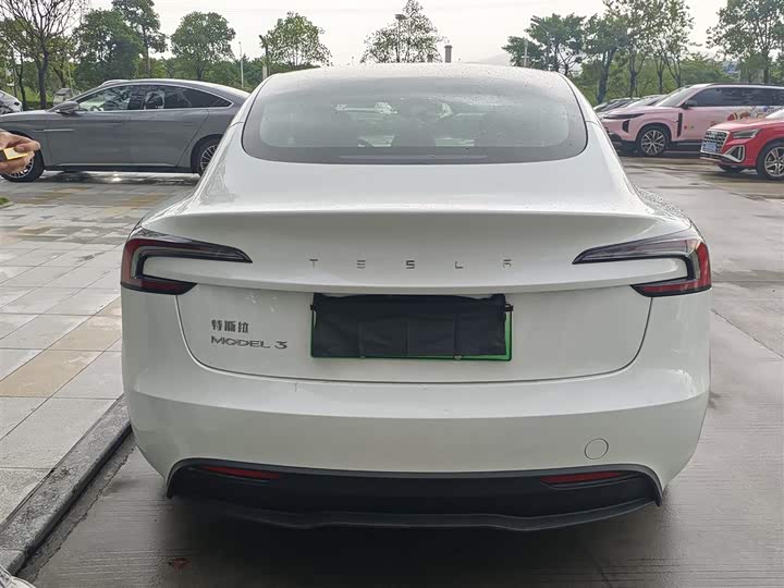 Tesla Model 3, 2024 — фото 4 из 9