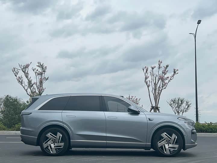 Nio Onvo L90, 2025 — фото 5 из 9