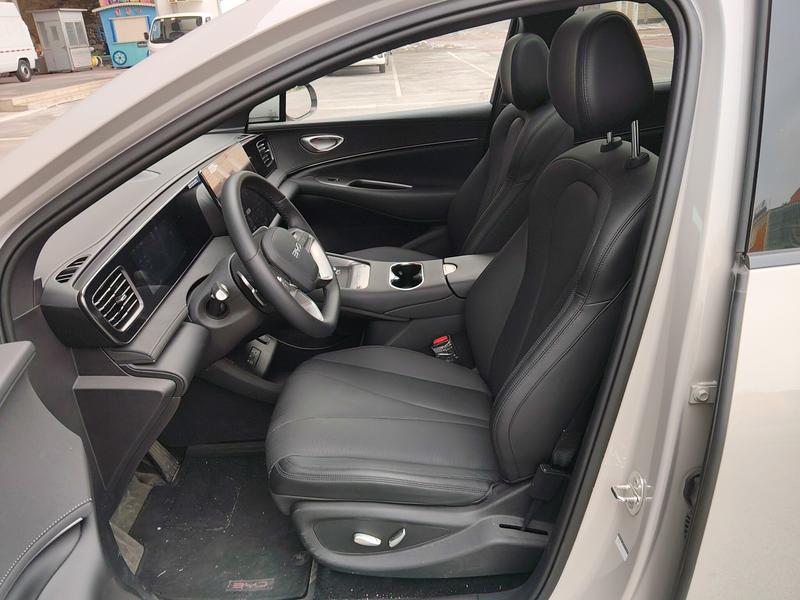BYD Sea Lion 06 Hybrid/EV, 2025 — фото 10 из 12