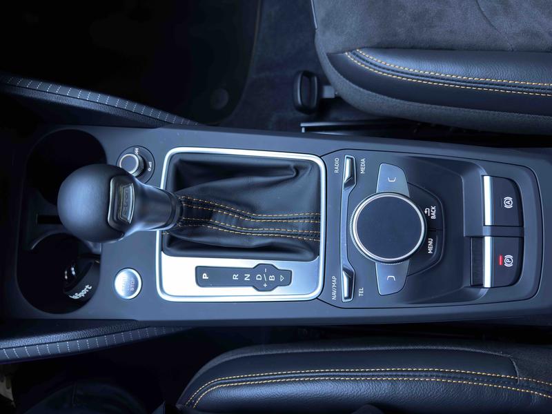 Audi Q2L e-tron, 2022 — фото 11 из 12