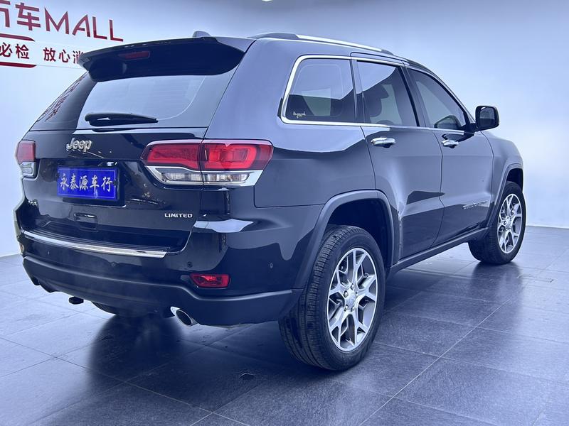 Jeep Grand Cherokee, 2022 — фото 6 из 12
