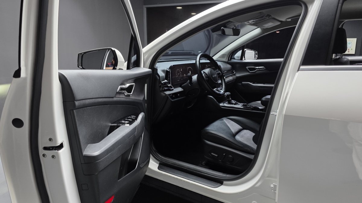 Kia Sportage, 2022 — фото 10 из 12
