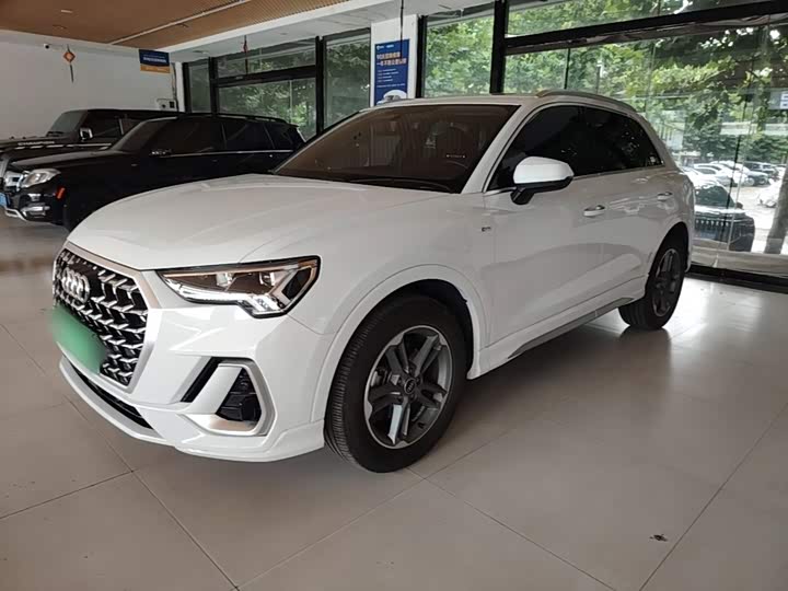 Audi Q3, 2024 — купить в Саранске под ключ