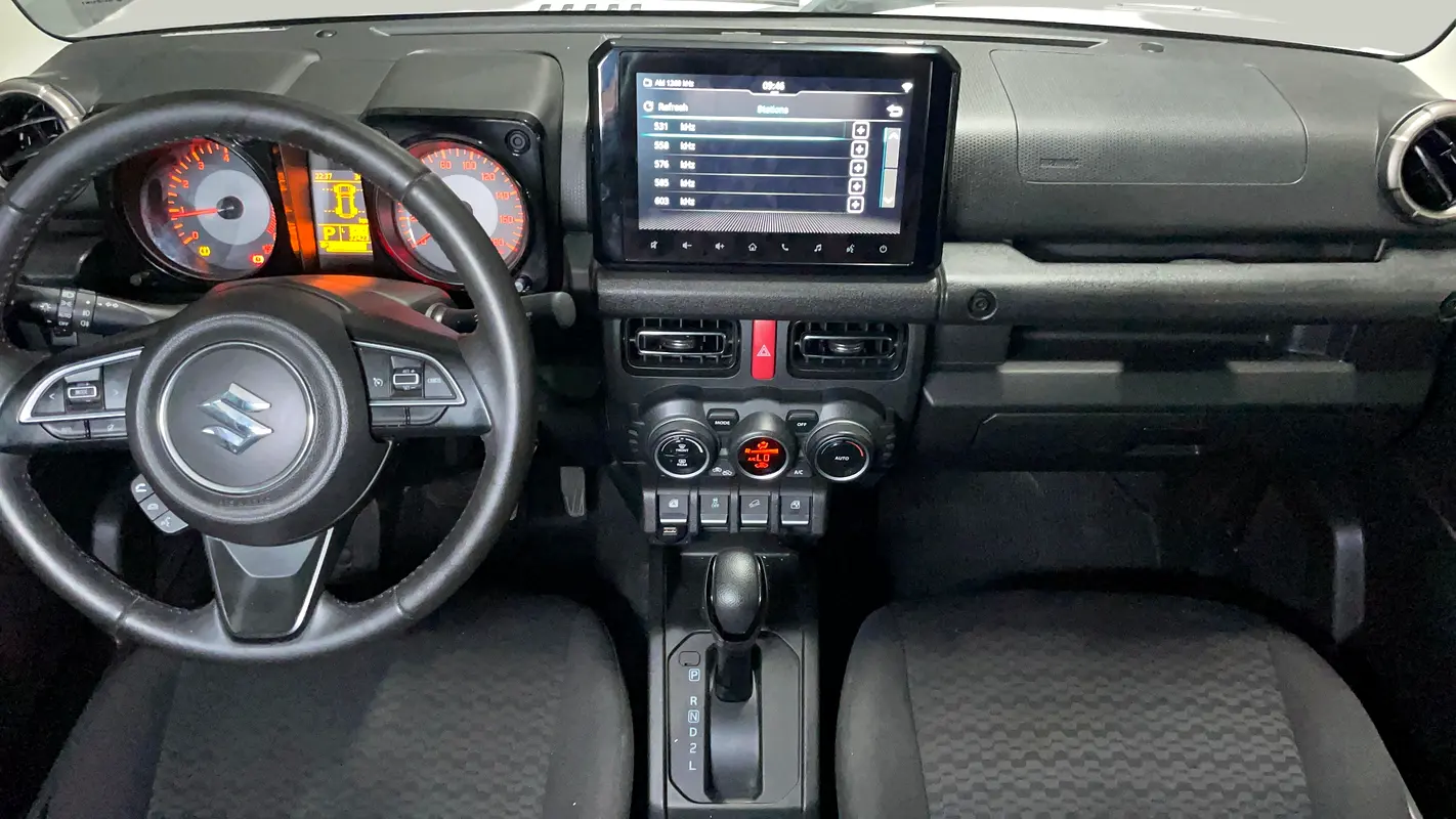 Suzuki Jimny, 2025 — фото 7 из 10