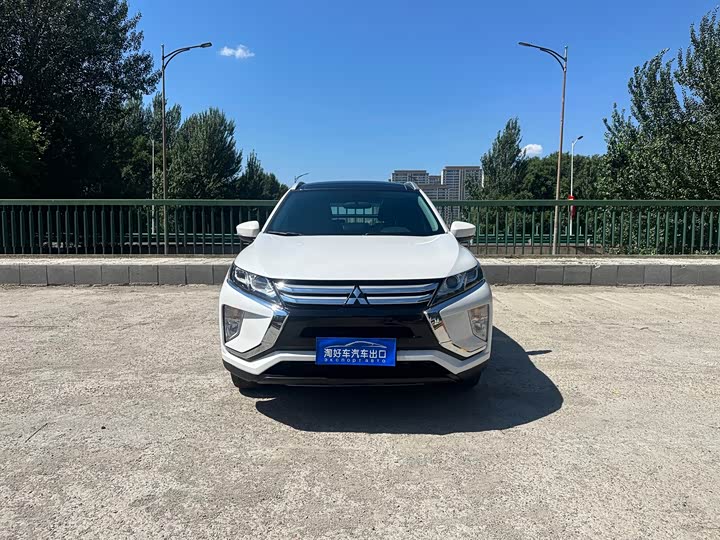Mitsubishi Eclipse Cross, 2022 — фото 2 из 9