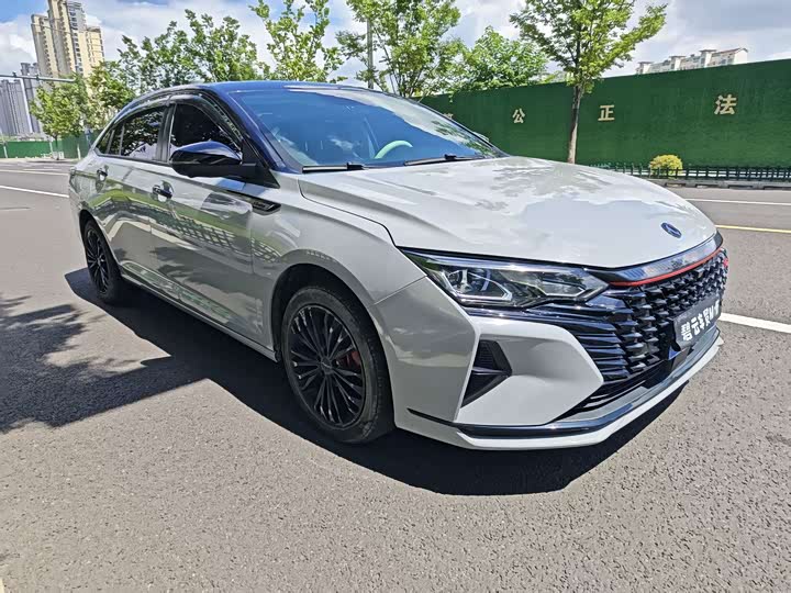 Dongfeng Aeolus Yixuan Max, 2022 — фото 3 из 9