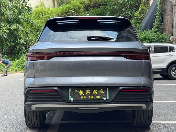 BYD Song Pro Hybrid, 2023 — фото 6 из 9