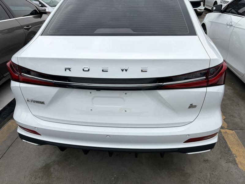 Roewe i5, 2024 — фото 5 из 10