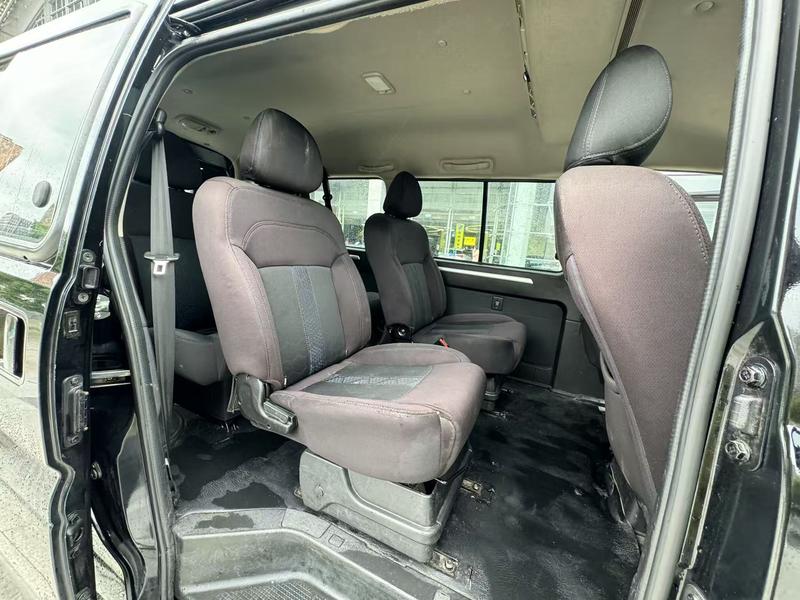 Dongfeng Forthing Lingzhi M5 EV, 2023 — фото 10 из 12