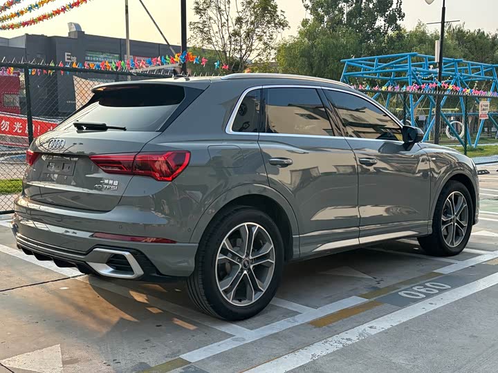 Audi Q3, 2023 — фото 7 из 9
